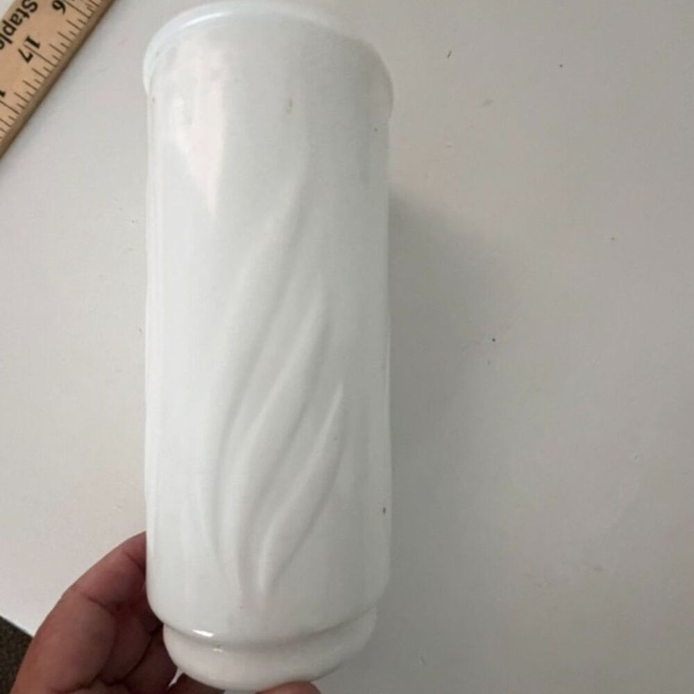 vtg white milk glass flame pattern vase